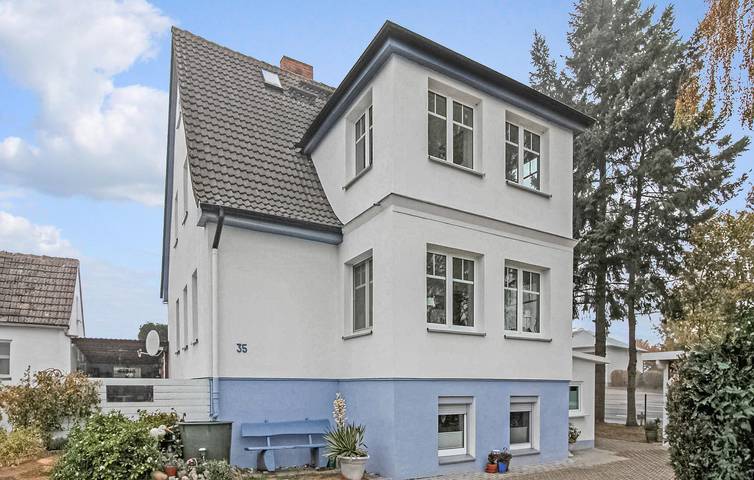 Ganze Ferienwohnung, Sonniges Apartment mit Parkplatz, Küche, TV & Internet, 2,5km zum FKK-Strand in Drei Kaiserbäder, Heringsdorf