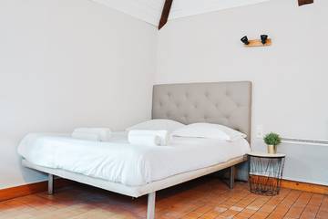 Appartement De Vacances pour 2 Personnes dans Laval, Mayenne, Photo 1