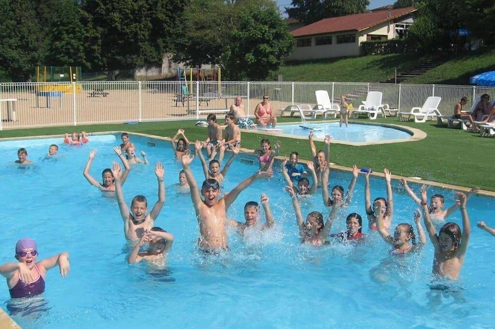 Zecamping 4 étoiles familial piscine chauffée locatif Tv clim 32m2 in Le Grand-Serre, Région de Valence
