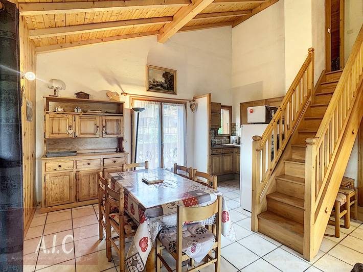 Ganze Wohnung, Großes 110m² Duplex 3 Schlafzimmer mit Balkon & Terrasse in Combloux, Pays du Mont-Blanc