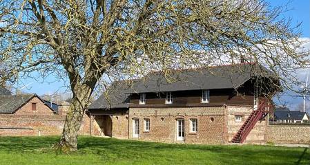 Gîte pour 6 personnes, avec jardin à Avremesnil