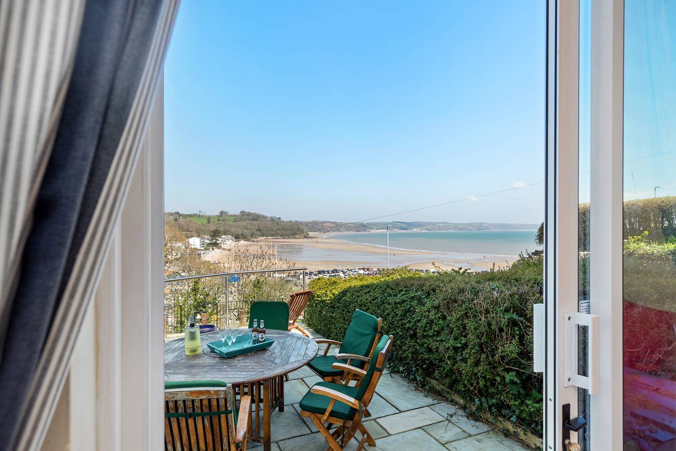 Log Cabin for 6 People in Saundersfoot, Pembrokeshire