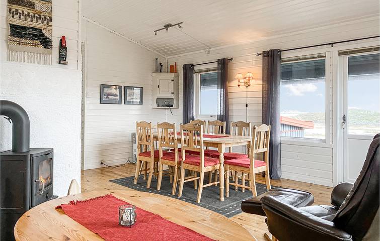 Ferienhaus für 8 Personen mit Sauna in Lødingen