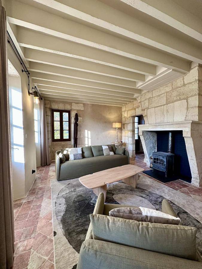 Location de vacances pour 4 personnes, avec Terrasse et Jardin ainsi que Piscine et Vue à Pompignac