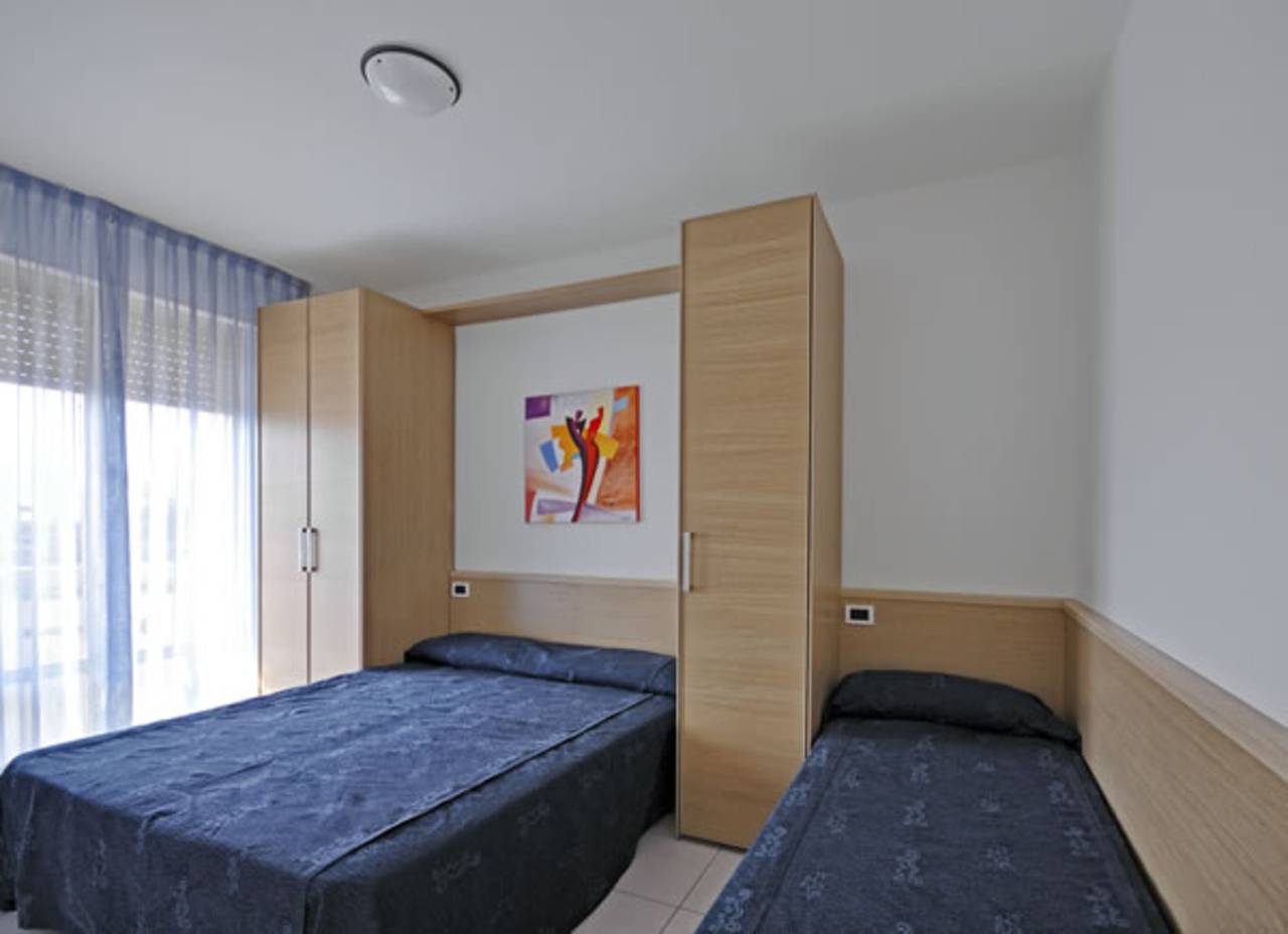 Apartamento entero, Apartamento moderno con balcón en la residencia Caorle in Caorle, Provincia de Venezia