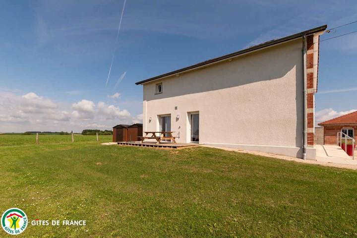 Gîte für 15 Personen, mit Terrasse und Whirlpool in Champagne-Ardennen - 2