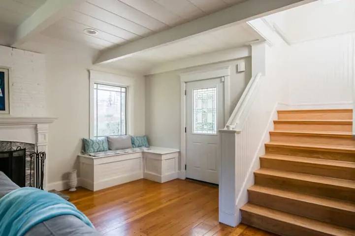 Vacation rental for 8 people, with terrace and yard in Mountain View