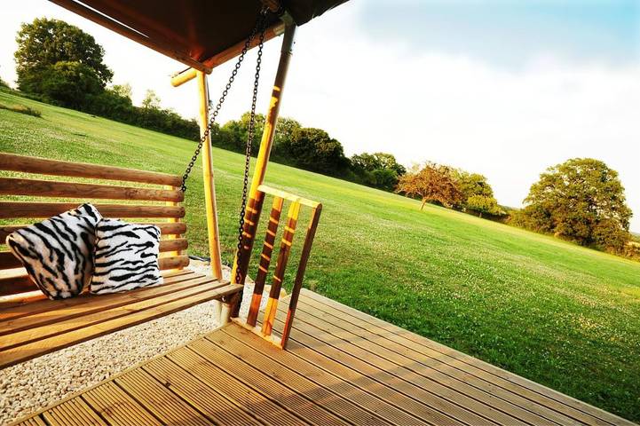 Tente pour 6 personnes, avec vue et jardin dans Nièvre - 3
