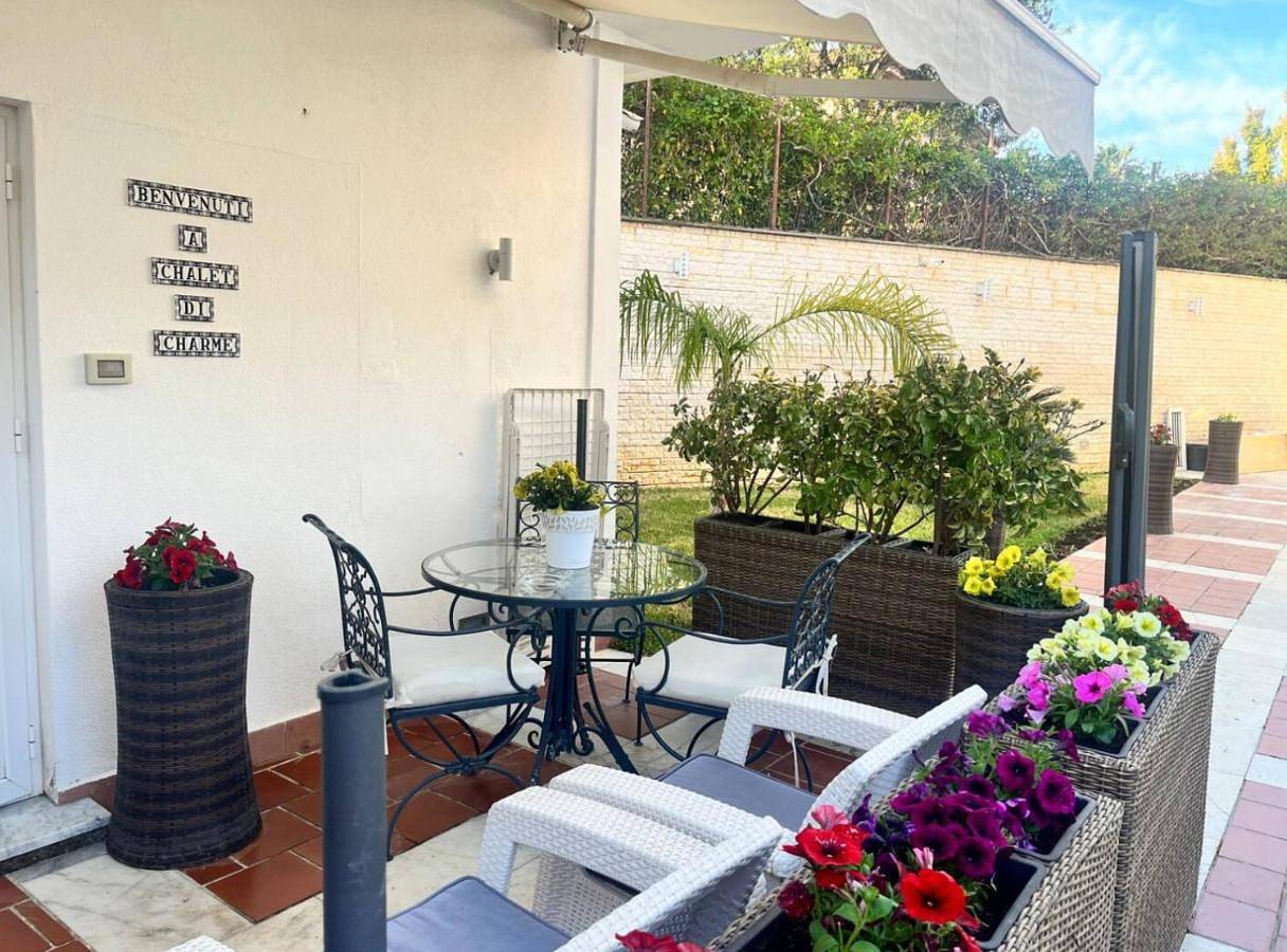 Appartamento intero, One-Bedroom Apartment in Mondello, Palermo