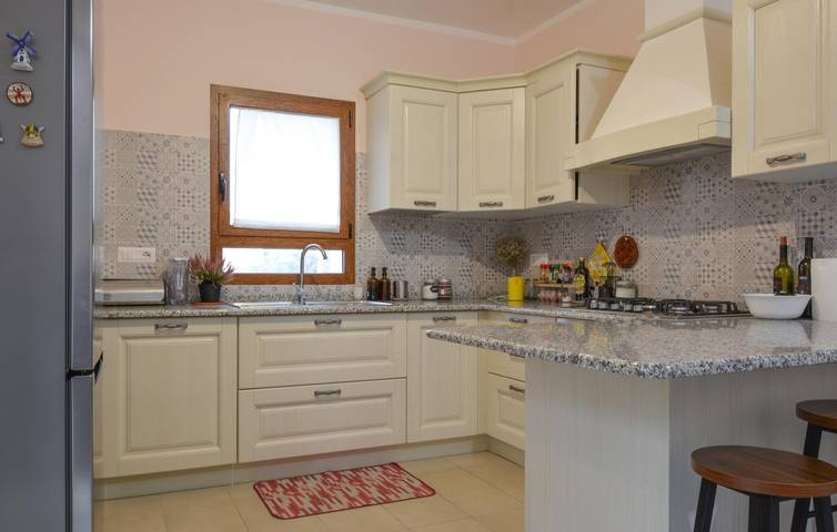 Location de vacances pour 5 personnes, avec jardin à Budoni - 4