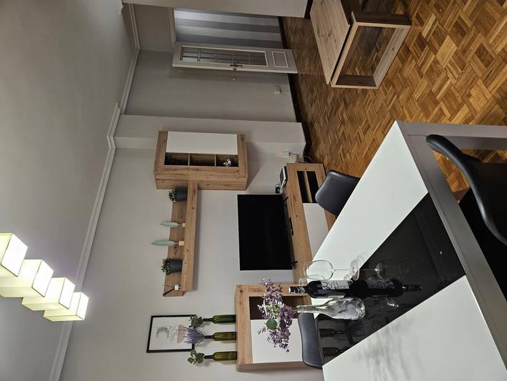 Gîte pour 7 personnes, avec balcon/terrasse, adapté aux familles à Logroño - 3