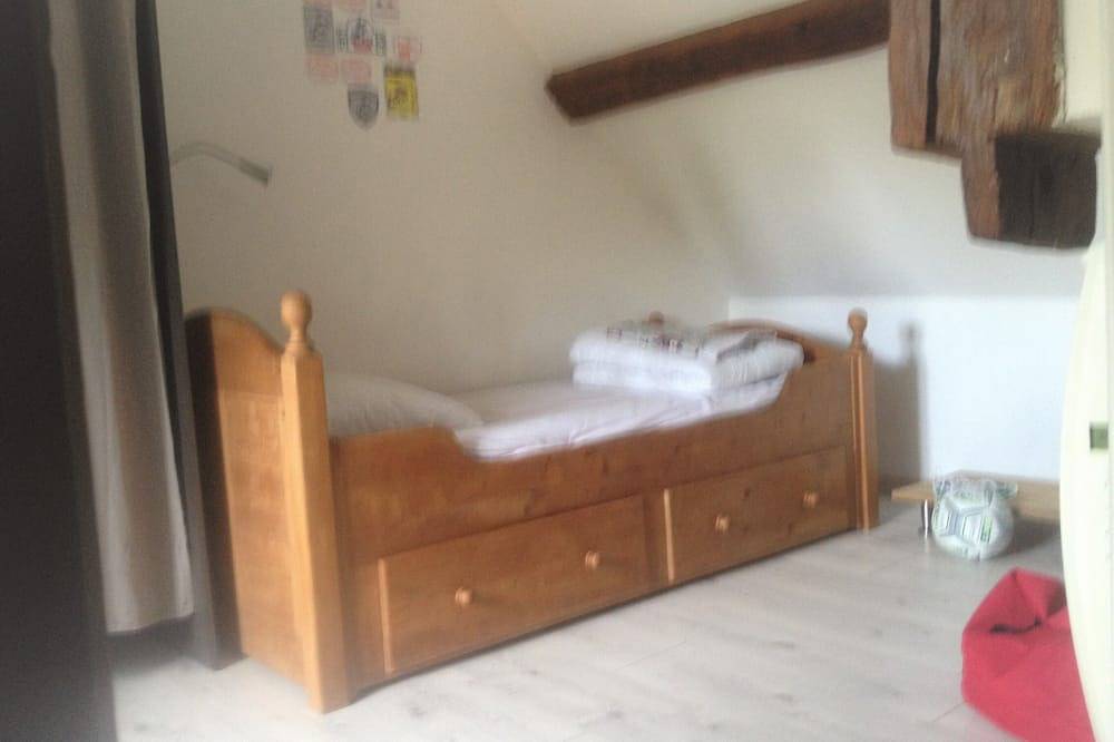 Moulin en bord de rivière, logement complet in Chevillon-sur-Huillard, Région de Montargis