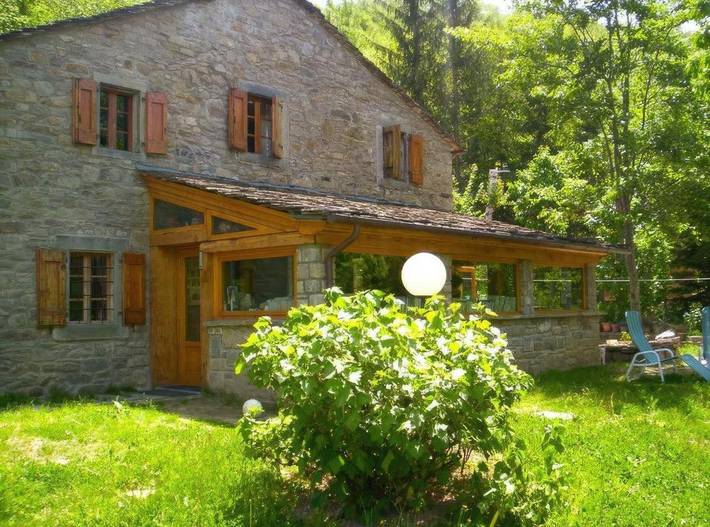 Location de vacances pour 3 personnes, avec jardin et vue à Riolunato - 2
