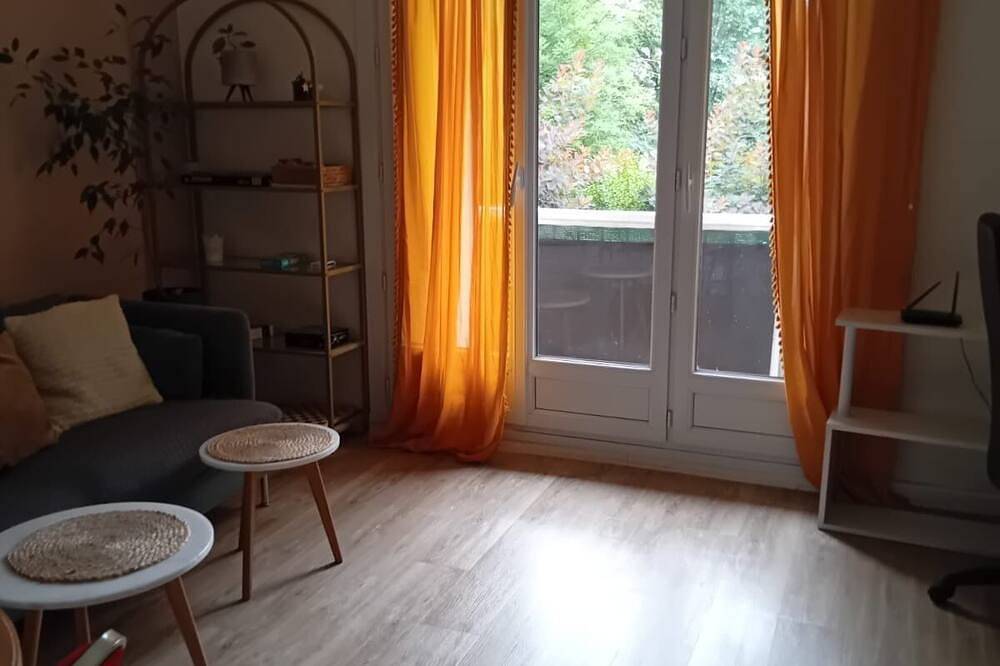 Appartement entier, Appartement agréable - accès facile Paris 13 in Ablon-sur-Seine, Val-de-Marne