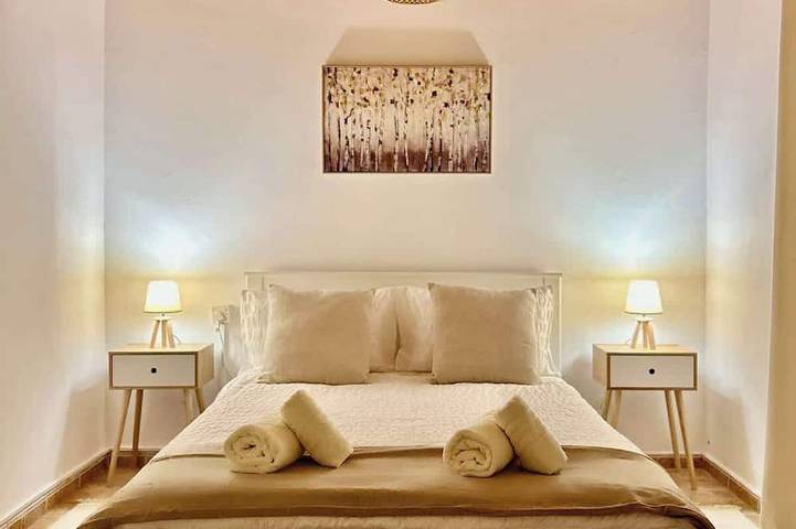 Authentic 1Br Stay Near Limassol Marina & City in Limassol, Chypre du Sud