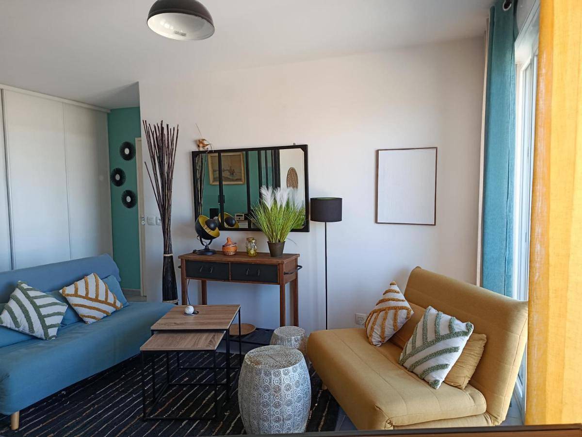 Appartement entier, Très bel F2 avec vue mer in Langrune-sur-Mer, Région de Caen