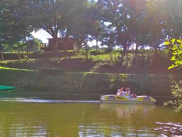 Gîte pour 5 personnes, avec vue sur le lac et vue ainsi que balcon et jardin à Maulévrier