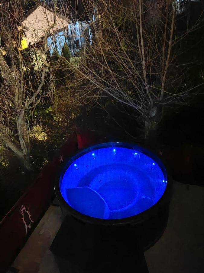 Gîte pour 2 personnes, avec balcon et jacuzzi à Sinaia - 3