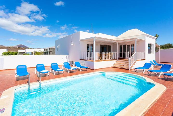 Ferienhaus für 10 Personen, mit Meerblick und Terrasse sowie Garten in Puerto del Carmen