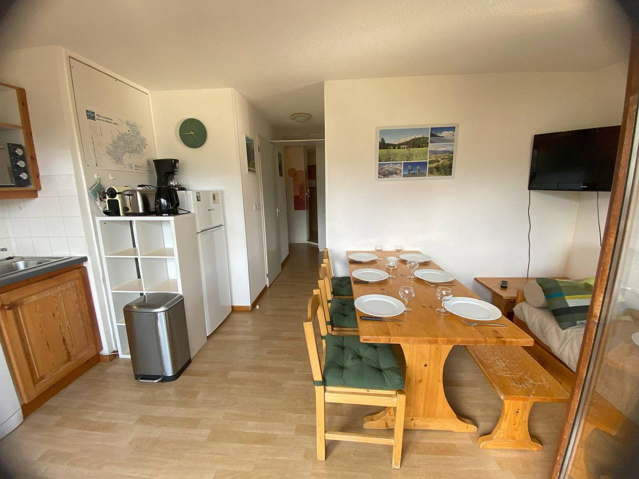 Ganze Wohnung, Gemütliche 6-Personen-Wohnung mit Balkon, Geschäfte und Pisten 250m - Superdévoluy in Saint-Étienne-en-Dévoluy, Le Dévoluy