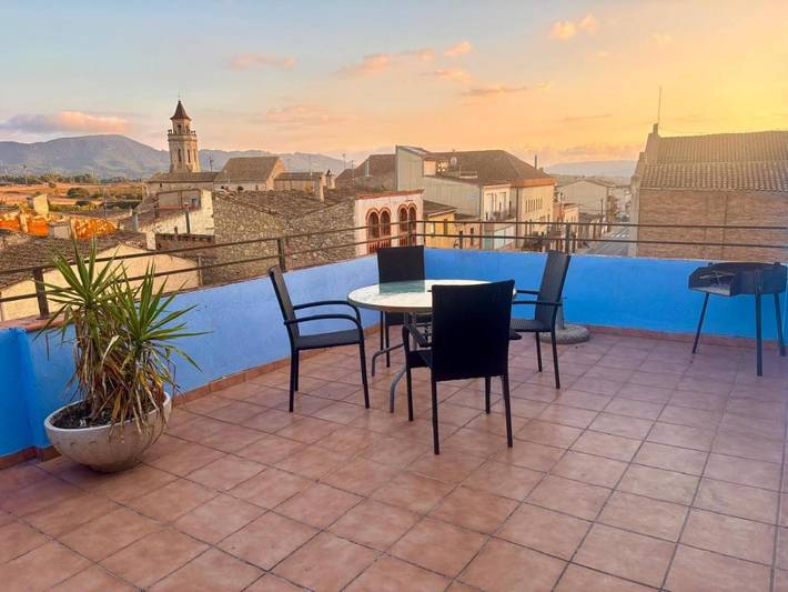 Casa rural para 4 personas, con vistas además de piscina y terraza, Se admiten mascotas en Conca de Barberà - 3