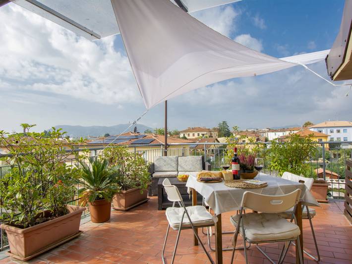 Ferienwohnung für 4 Personen, mit Terrasse in Lucca