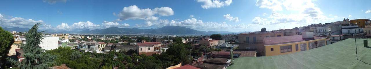 B&b per 4 persone, con Balcone e Terrazza nonché Giardino e Panorama a Boscotrecase