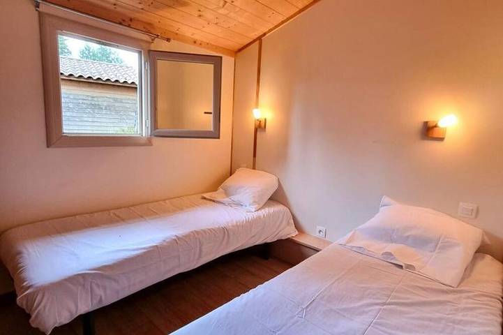 Gîte pour 4 personnes, avec jardin à Usson-en-Forez - 4