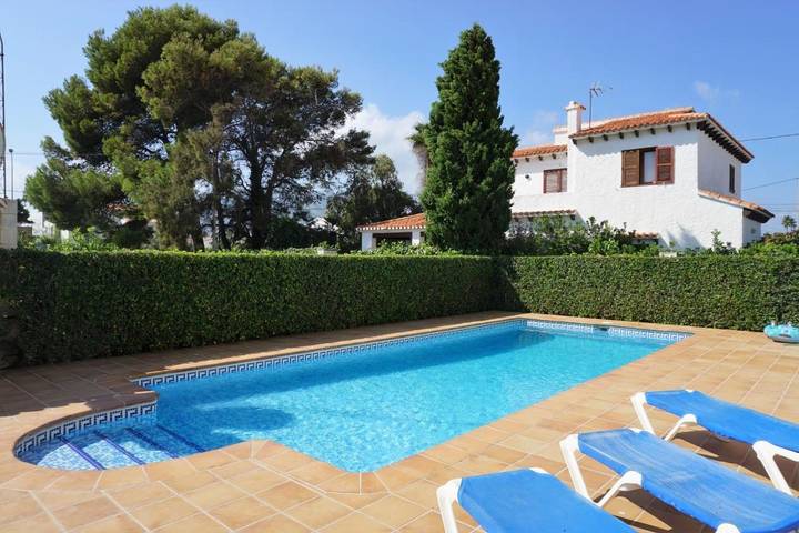 Ferienhaus für 4 Personen, mit Balkon und Terrasse sowie Garten und Pool in els Poblets