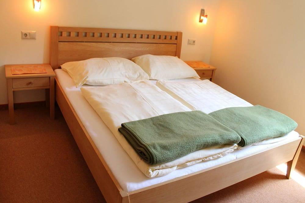 Bela moradia isolada perto do lago e das encostas do Turracherhöhe. in Stadl-Predlitz, Turracher Höhe