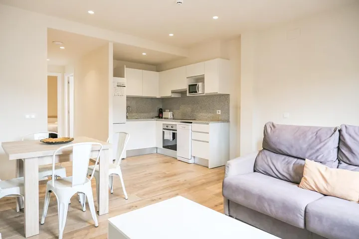 Apartamento de vacaciones para 6 personas, con balcón y vistas - 1