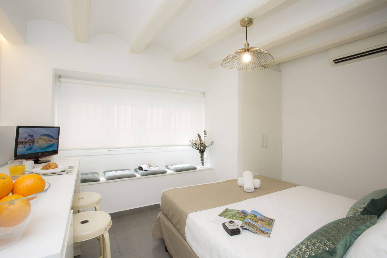 Entire apartment, Botanico Room I in Valencia City Centre, Valencia