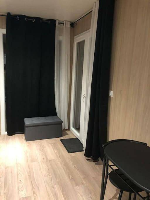 Appartement entier, Studio Gk15 Greenappart+ jardin Sqy, Versailles.. in La Verrière, Yvelines