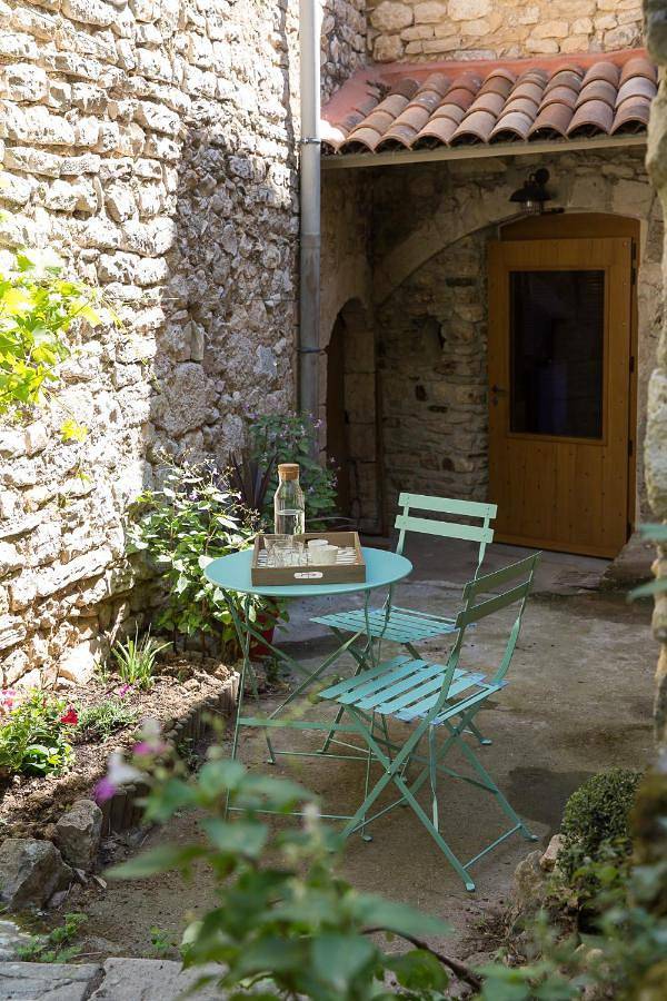 Maison d’hôte pour 2 personnes, avec jacuzzi ainsi que terrasse et sauna dans la Drôme - 3