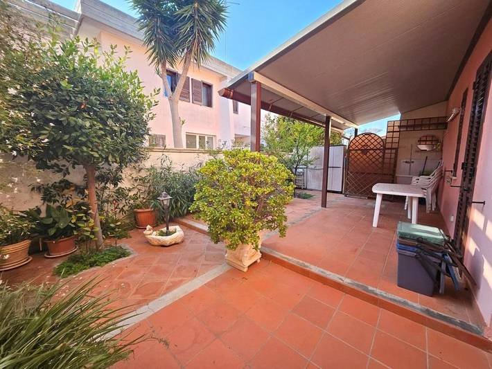 Casa vacanza per 5 persone, con giardino, con animali domestici in San Cataldo