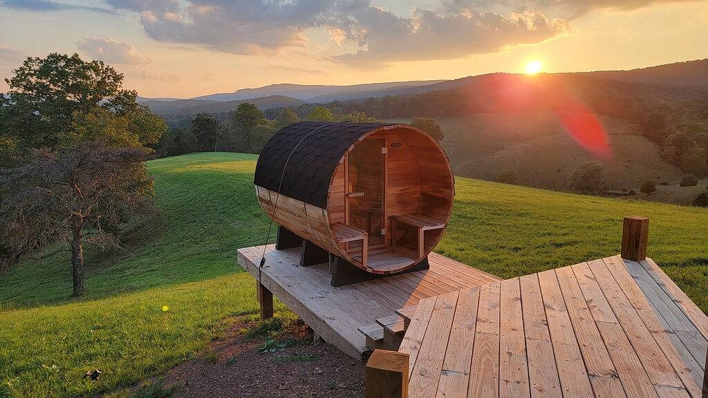 Tiny Escape w/ dry sauna & mountain views in Seneca Rocks