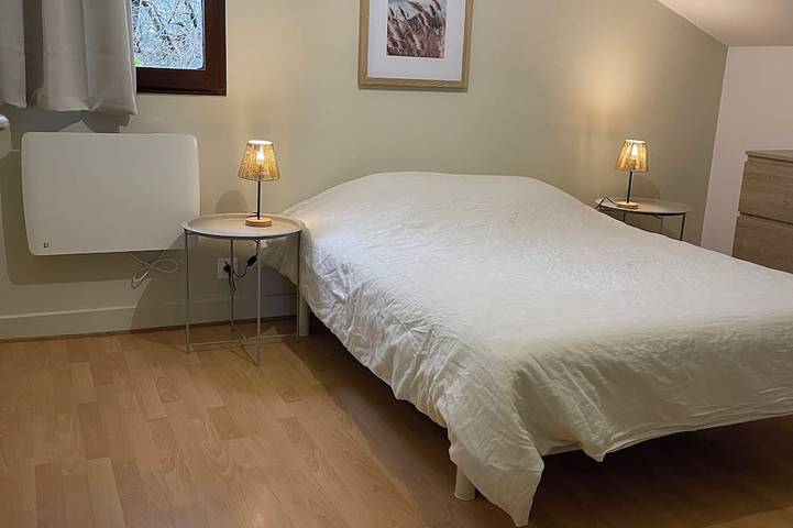 Location de vacances pour 14 personnes, avec piscine et jardin à Atur - 4