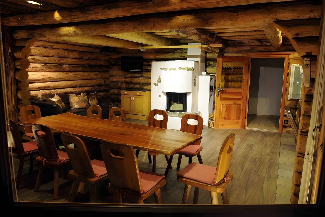 Chalet 'Alpenchalets Weissenbacher-Fuchsbau' mit Bergblick, Terrasse und Wi-Fi in Tamsweg, Bundesland Salzburg