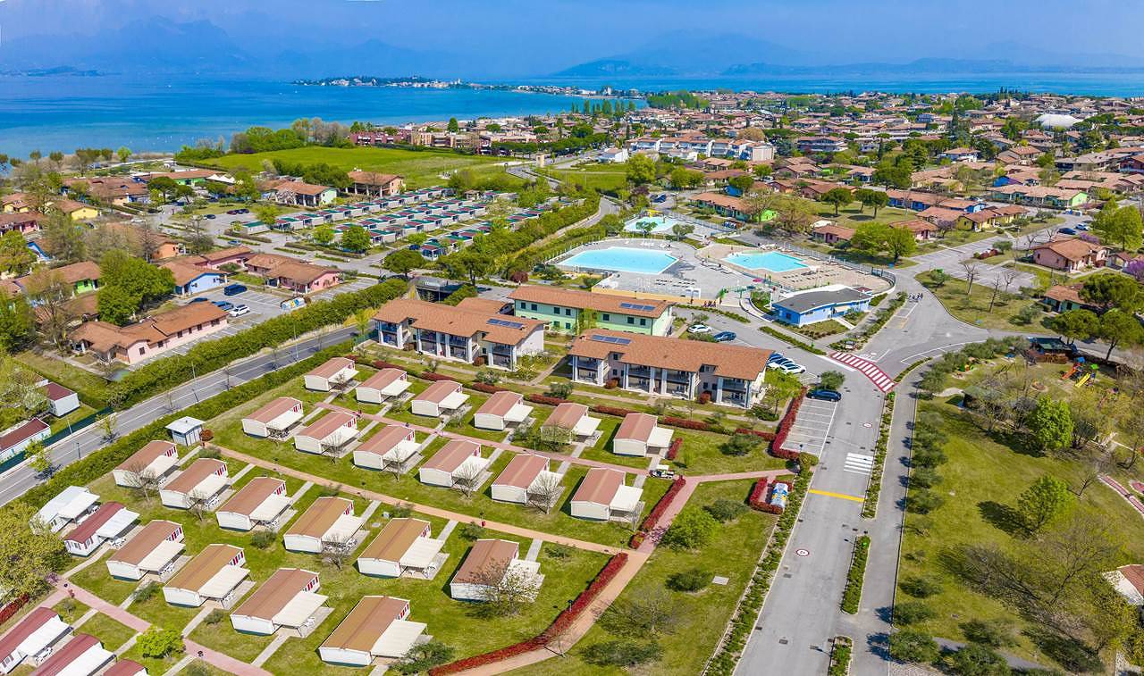 Residence The Garda Village Bungalow in Rivoltella del Garda, Desenzano del Garda