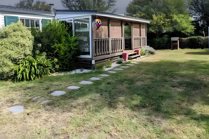 Location de vacances pour 4 personnes, avec bassin pour enfant et jardin, animaux acceptés à Saint-Gilles-Croix-de-Vie