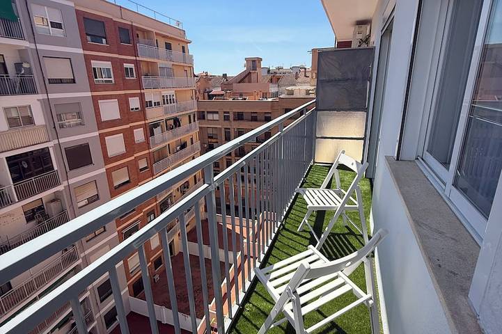 Holiday apartment for 6 people, with balcony and garden - 1