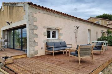 Gîte pour 5 personnes, avec jacuzzi, animaux acceptés à Lézignan-Corbières