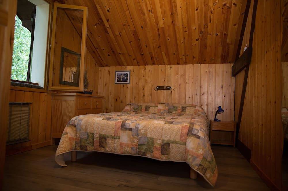 Chalet Le Lacas vue exceptionnelle sur Montagne- Les Orres ( Hameau du Mélezet) in Les Orres, Parc national des Écrins