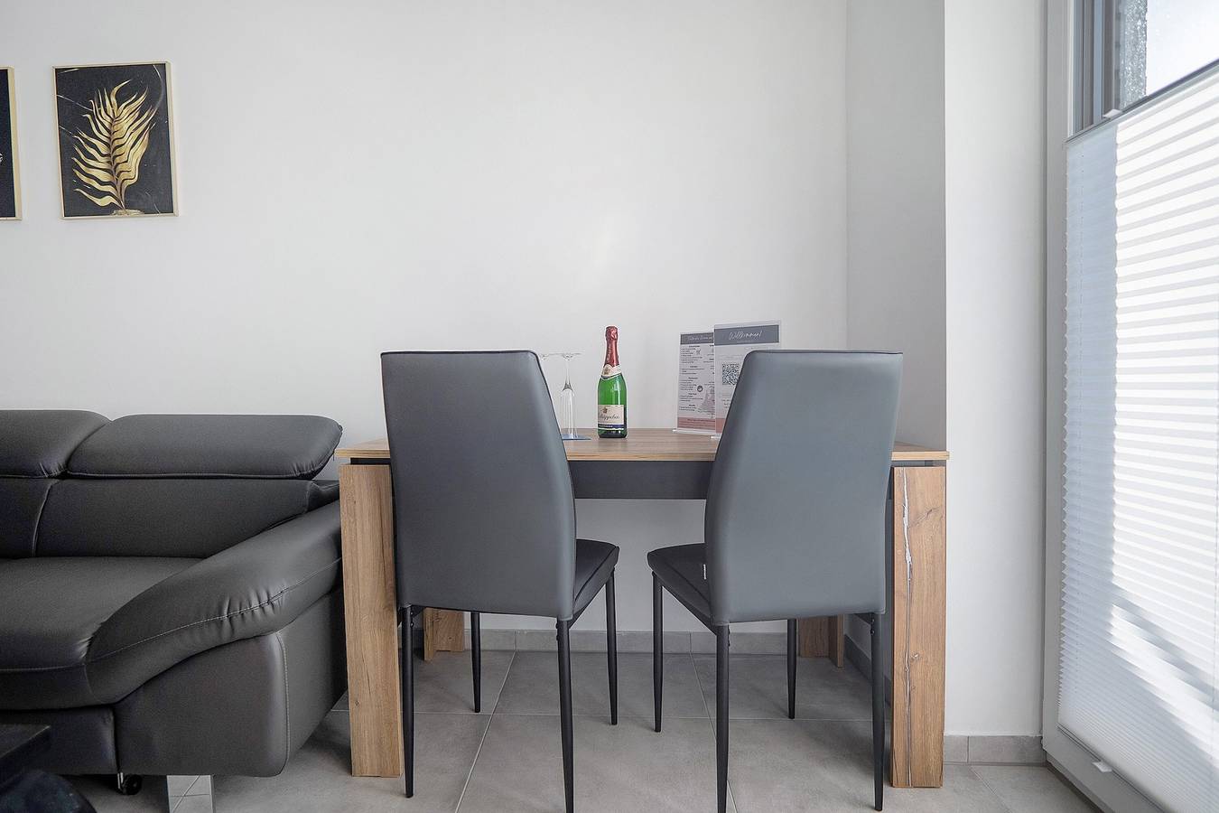 Ganze Wohnung, Ferienwohnung 'Neubau Mit Balkon' mit Balkon  in Gronau (Münsterland), Münsterland