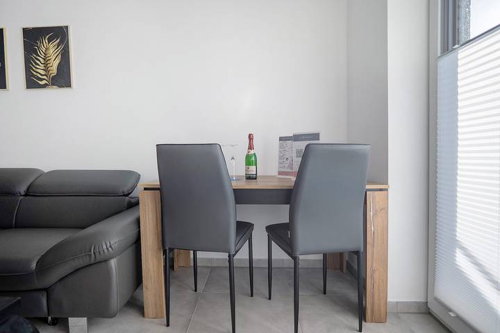 Ganze Wohnung, Ferienwohnung 'Neubau Mit Balkon' mit Balkon in Gronau (Münsterland), Kreis Borken