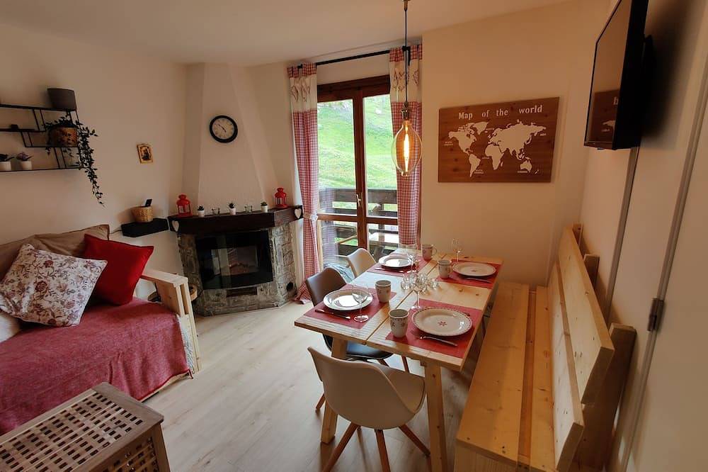 Geheel appartement, Skichalet Cervinia Martino e Bassi ski-in-ski-out 6 persoons zonnig balkon wifi in Cervinia, Valtournenche en omgeving