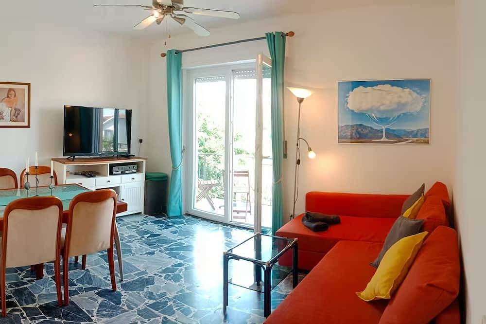 Ganze Wohnung, Casa Blu • Thermen Relax & Altstadt • Wlan & Balkon • 15 Minuten zum Meer in Campiglia Marittima, Etruskische Küste