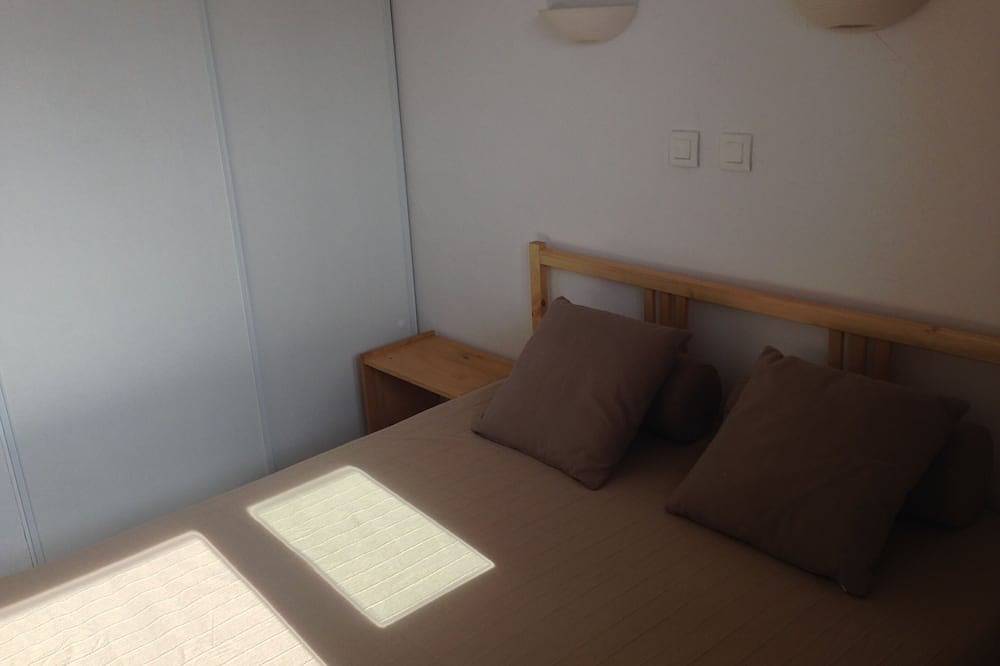 Entire apartment, Apartment in the center of Valmeinier 1800 station 150 meters from the slopes in Valmeinier, Saint-Jean-de-Maurienne region