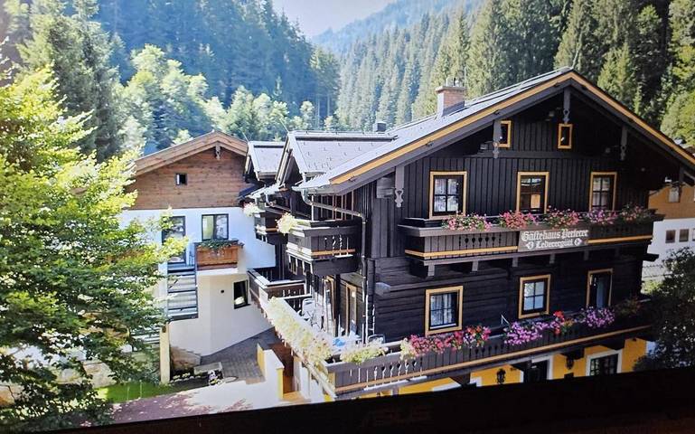 B&B für 2 Personen, mit Ausblick und Garten, mit Haustier in Saalbach