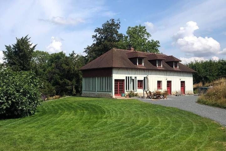 Gîte pour 7 personnes, avec jardin à Selles (Eure)